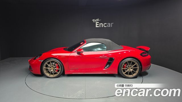Porsche 718 2021 — photo 30