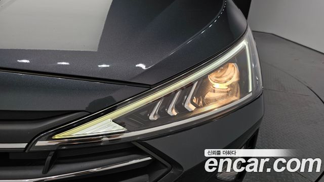 Hyundai AVANTE 2020 — photo 8