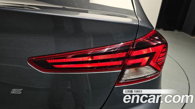 Hyundai AVANTE 2020 — photo 9