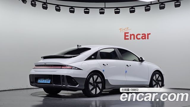 Hyundai Ioniq6 2023 — photo 2