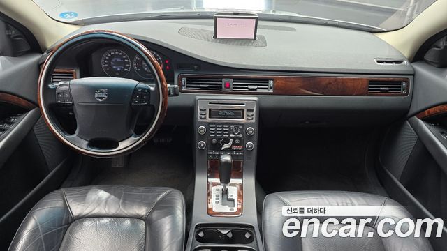Volvo S80 2009 — photo 7