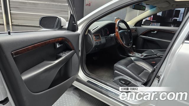 Volvo S80 2009 — photo 10