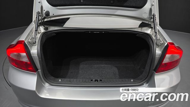 Volvo S80 2009 — photo 20