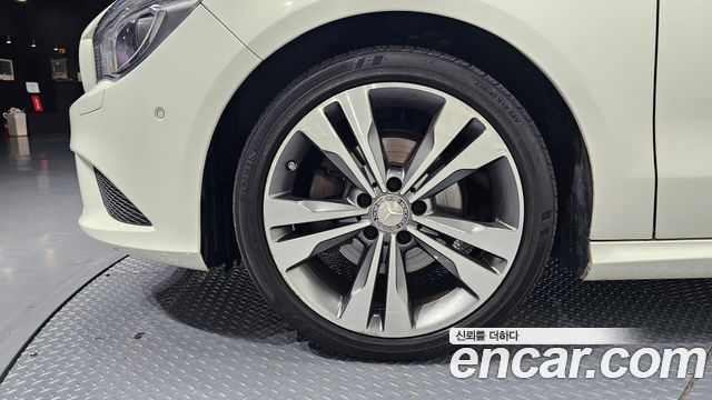 Mercedes-Benz CLA-Class 2016 — photo 5