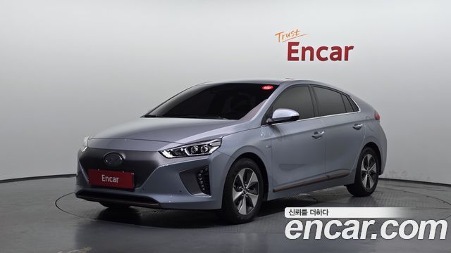 Hyundai Ioniq 2018 — photo 1