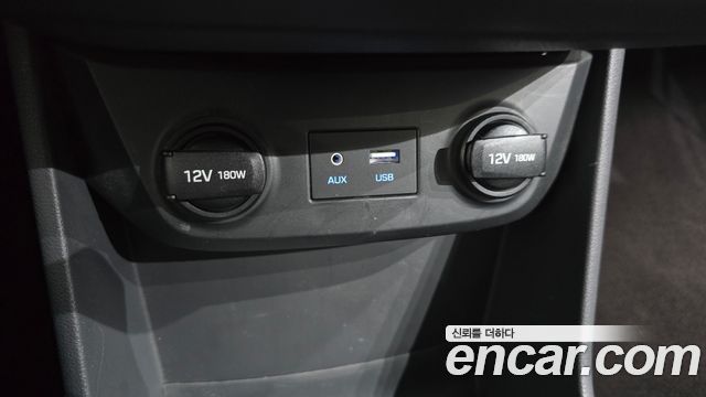 Hyundai Ioniq 2018 — photo 19