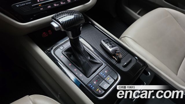 Kia Canival 2016 — photo 9
