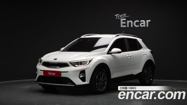 Kia Stonic 2018 — photo 1
