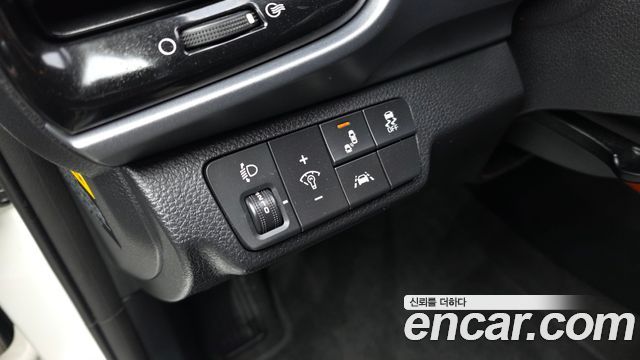 Kia Stonic 2018 — photo 18