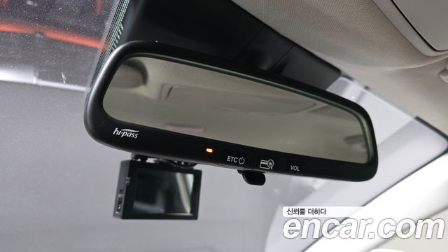 Kia Stonic 2018 — photo 19