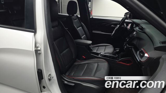 Chevrolet Korea Trailblazer 2021 — photo 11