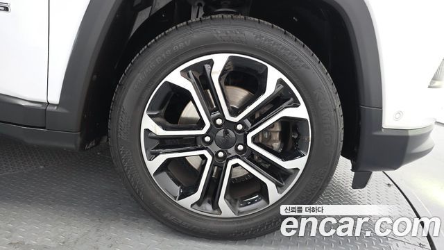 Jeep Compass 2022 — photo 5