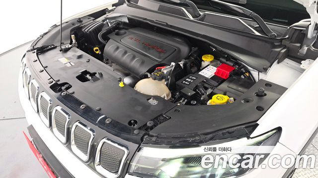 Jeep Compass 2022 — photo 6