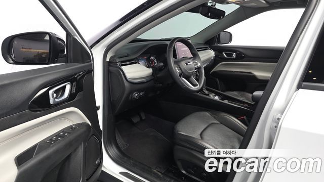 Jeep Compass 2022 — photo 13