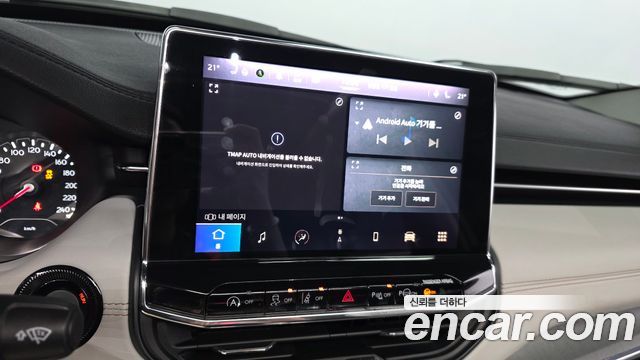 Jeep Compass 2022 — photo 19