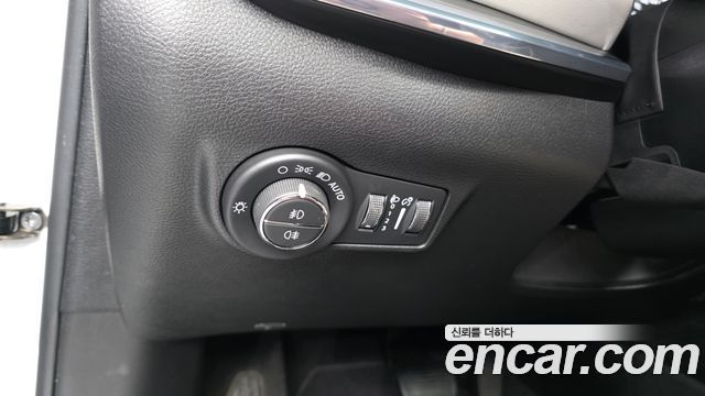 Jeep Compass 2022 — photo 26