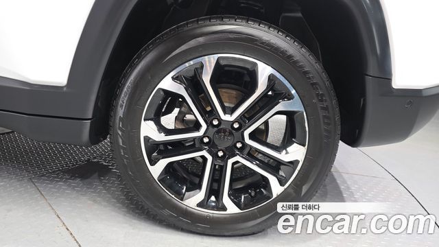 Jeep Compass 2022 — photo 7