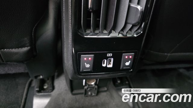 Jeep Compass 2022 — photo 31