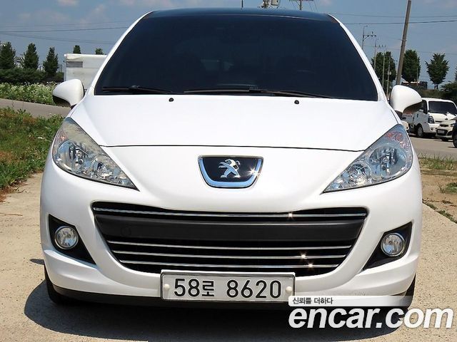 Peugeot 207 2011 — photo 1