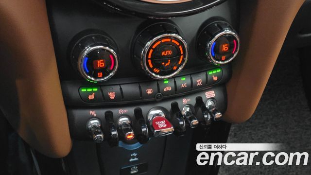Mini Cooper 2024 — photo 16