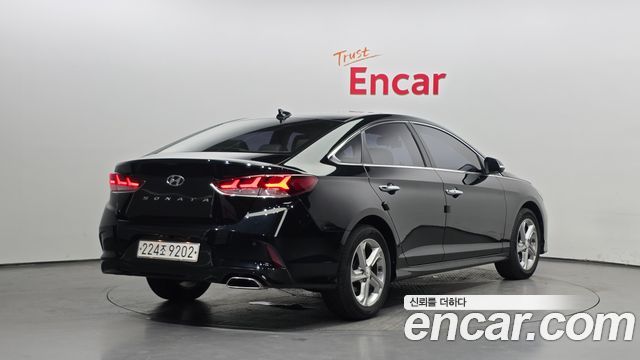 Hyundai Sonata 2019 — photo 2