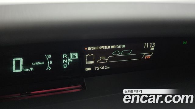 Toyota Prius 2014 — photo 11