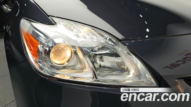 Toyota Prius 2014 — photo 8