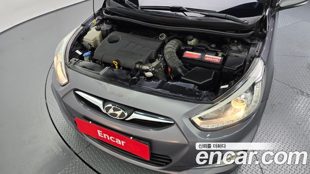 Hyundai Accent 2014 — photo 6