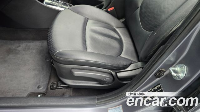 Hyundai Accent 2014 — photo 25