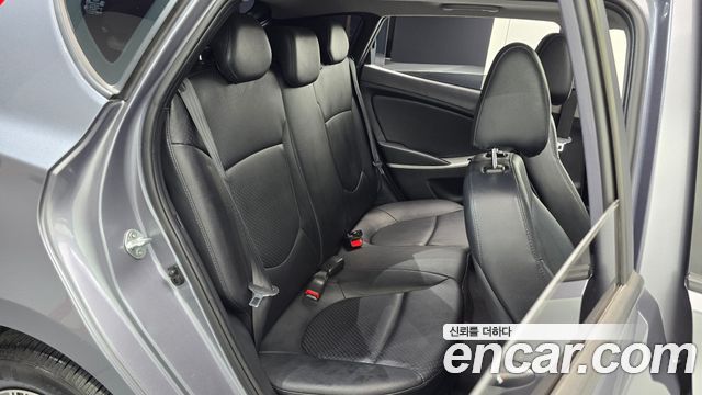 Hyundai Accent 2014 — photo 16
