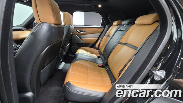 Land Rover Range Rover Velar 2018 — photo 18