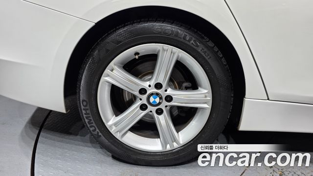 BMW 3-Series 2013 — photo 5