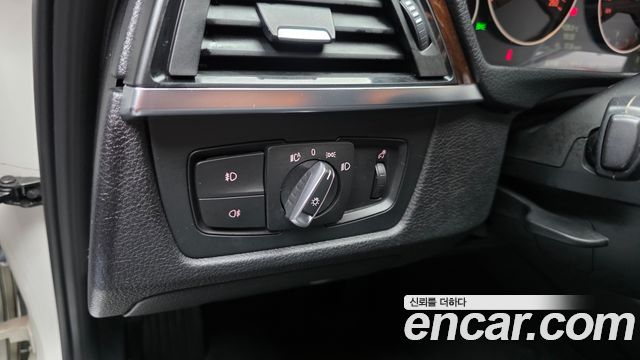 BMW 3-Series 2013 — photo 14