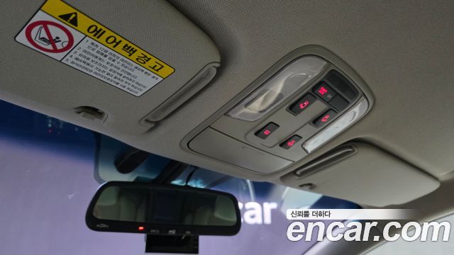 Kia Canival 2016 — photo 18