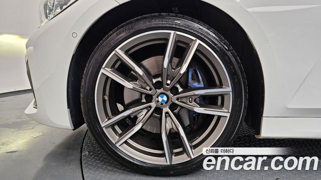 BMW 3-Series 2022 — photo 5