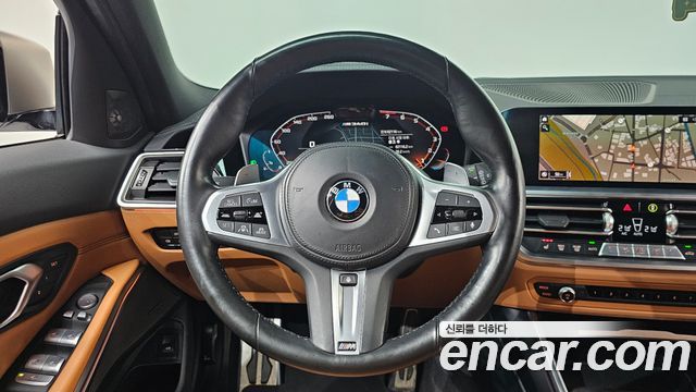BMW 3-Series 2022 — photo 19