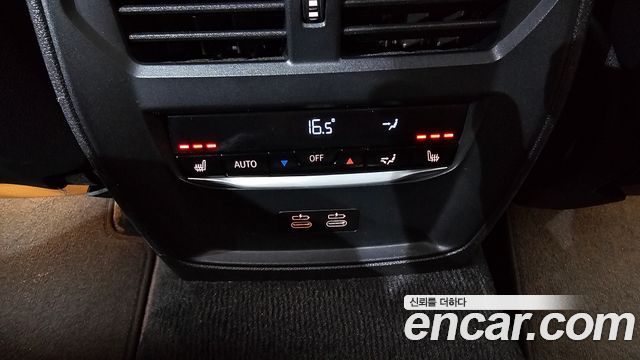 BMW 3-Series 2022 — photo 33