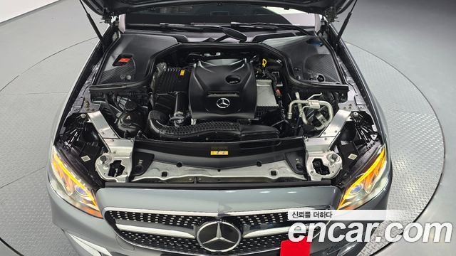 Mercedes-Benz E-Class 2020 — photo 6