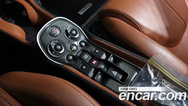 Mclaren 570GT 2018 — photo 9