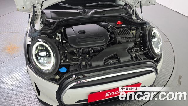 Mini Cooper 2023 — photo 6