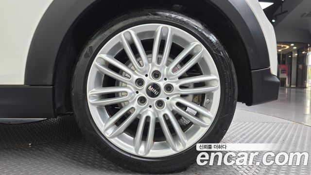 Mini Cooper 2023 — photo 7