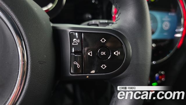 Mini Cooper 2023 — photo 27