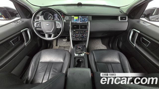 Land Rover Discovery Sport 2018 — photo 10