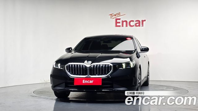 BMW 5-Series 2026 — photo 3