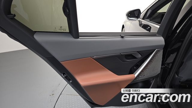 BMW 5-Series 2026 — photo 15