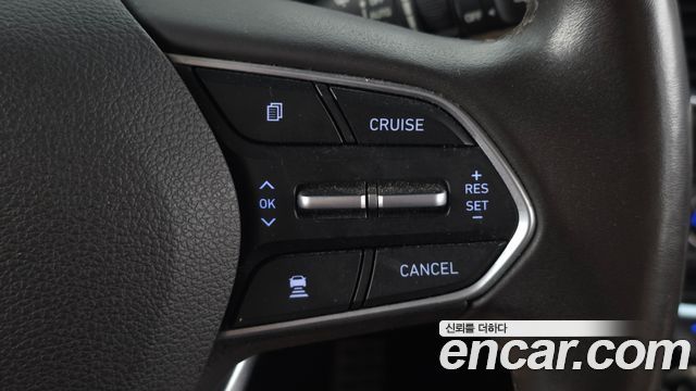 Hyundai Santafe 2020 — photo 17