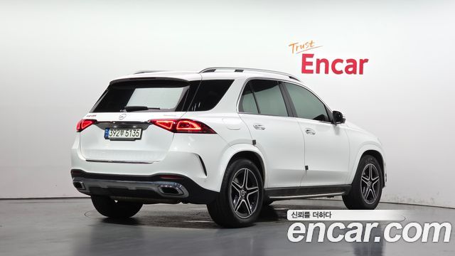 Mercedes-Benz GLE-Class 2021 — photo 2