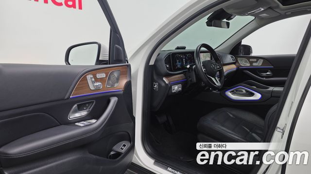 Mercedes-Benz GLE-Class 2021 — photo 13