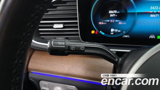 Mercedes-Benz GLE-Class 2021 — photo 27