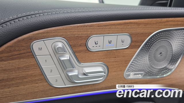 Mercedes-Benz GLE-Class 2021 — photo 29